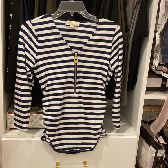 Micheal Kors - Picture 3 of 6